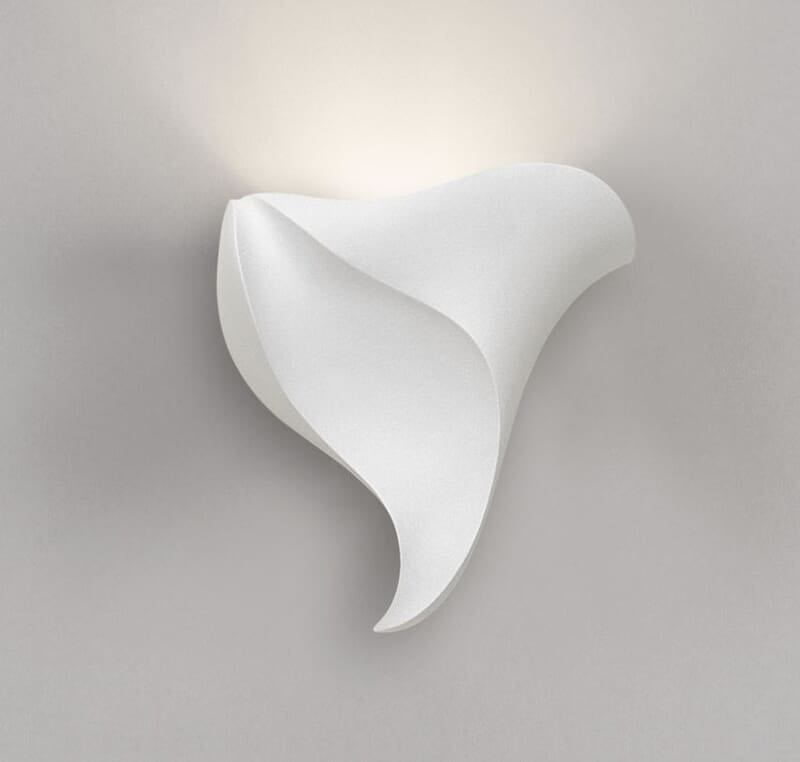 Curva Wall Light 1